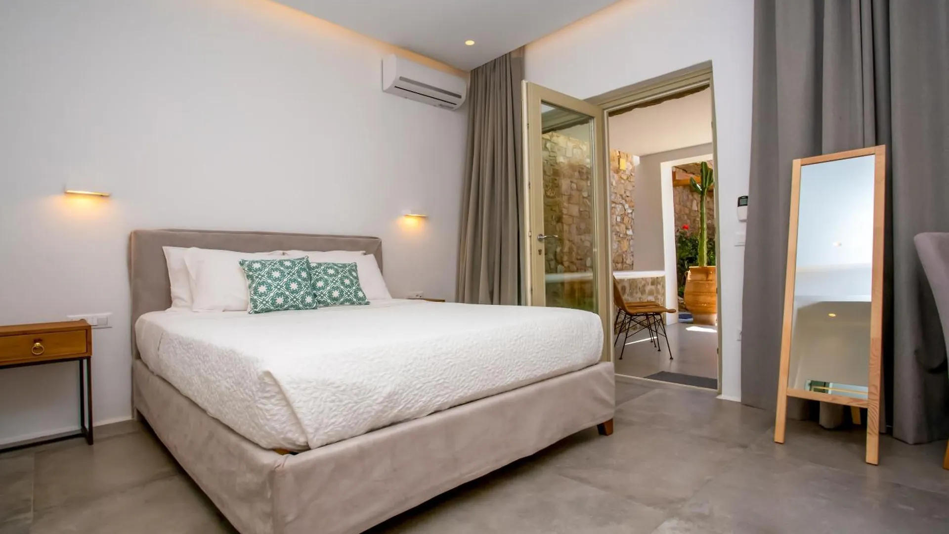Villa Panamera Mykonos, Private Heaven, Supreme View! Fanari