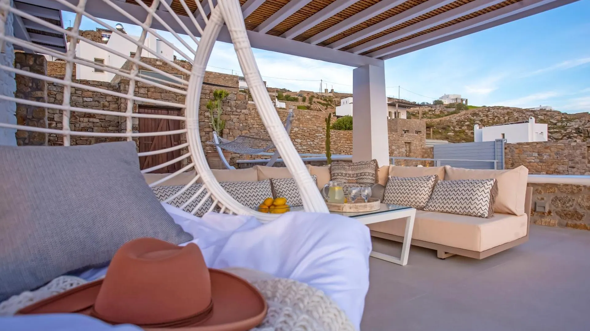 Villa Panamera Mykonos, Private Heaven, Supreme View! Fanari