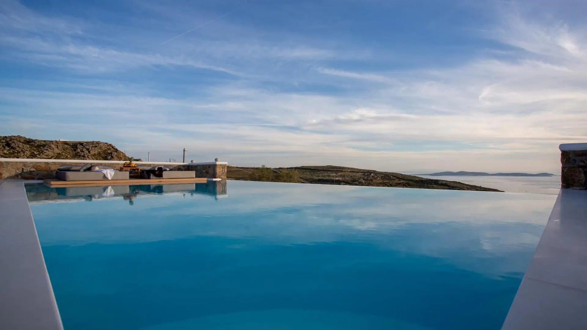 Villa Panamera Mykonos, Private Heaven, Supreme View! Fanari