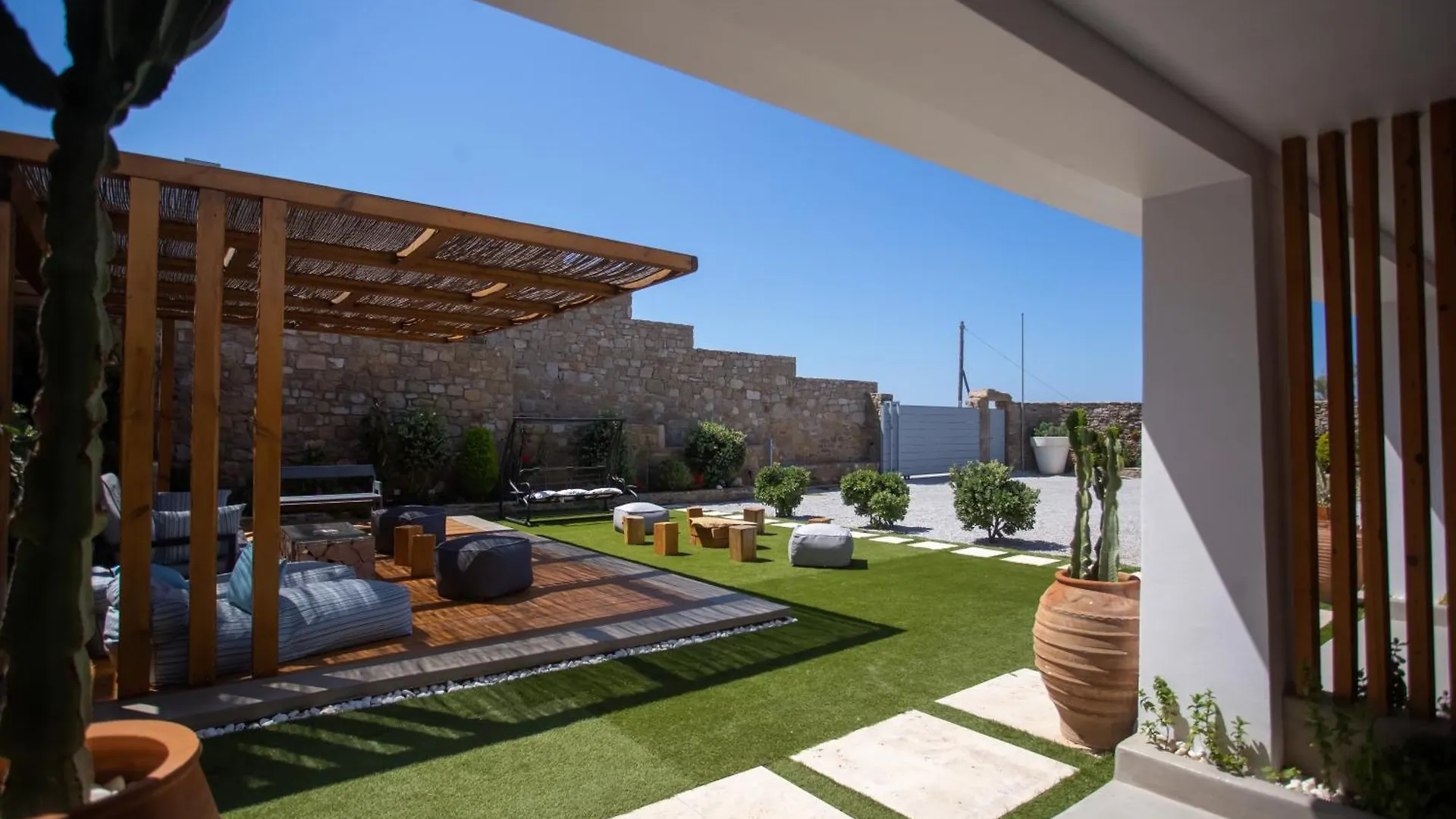 Villa Panamera Mykonos, Private Heaven, Supreme View! Fanari